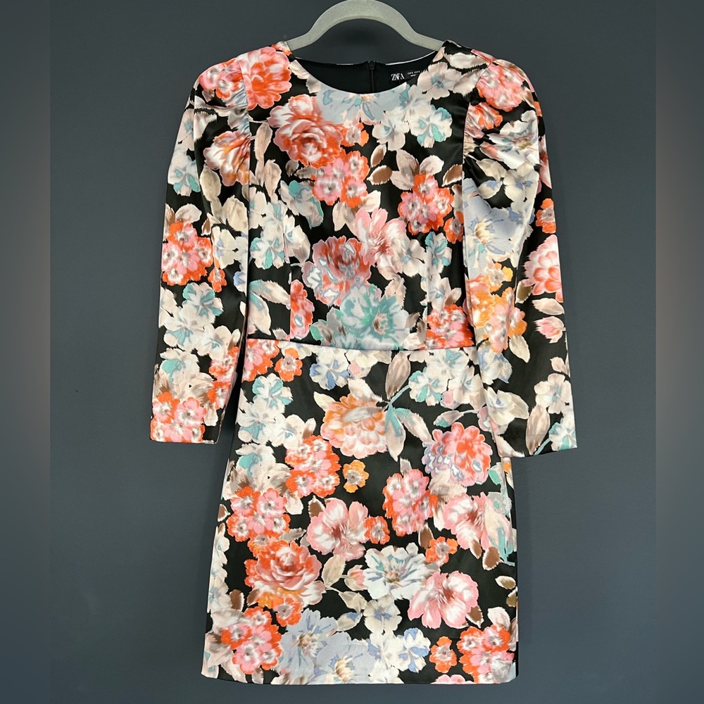 NWT ZARA satin floral dress, SMALL
